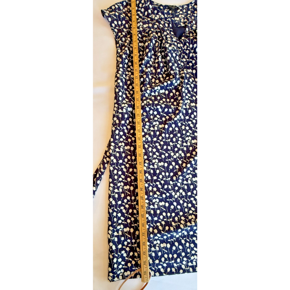 Talbots Petites 8P Navy White Floral Belted Fit Flare Flutter Hem Dress Classic - Picture 7 of 7